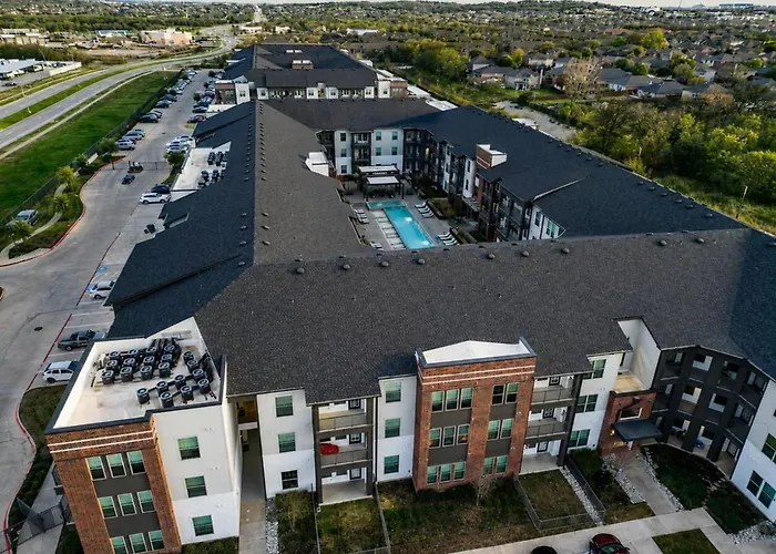 Apartment Modern 2br With Gym, Pool And Parking *