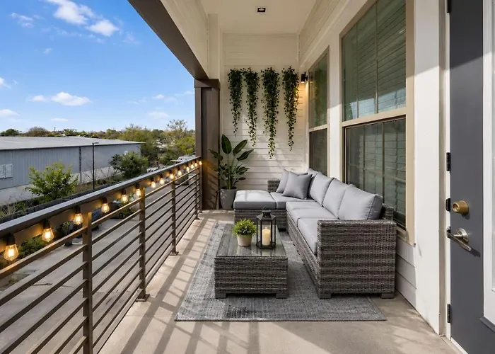 Modern 2br With Gym, Pool And Parking Apartment Fort Worth